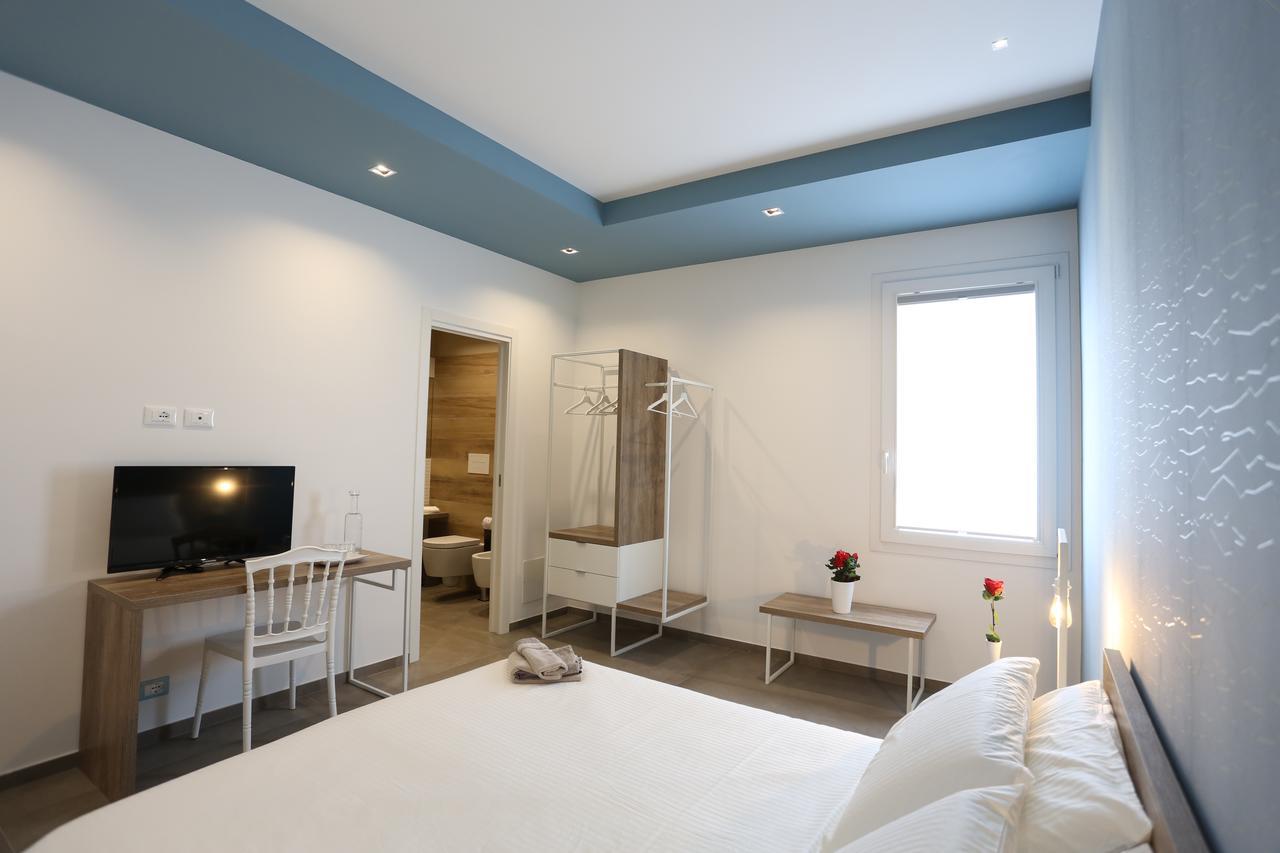Aurienzia Hotel Ragusa Bagian luar foto