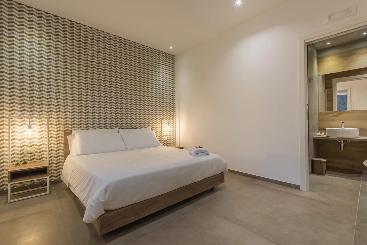 Aurienzia Hotel Ragusa Bagian luar foto