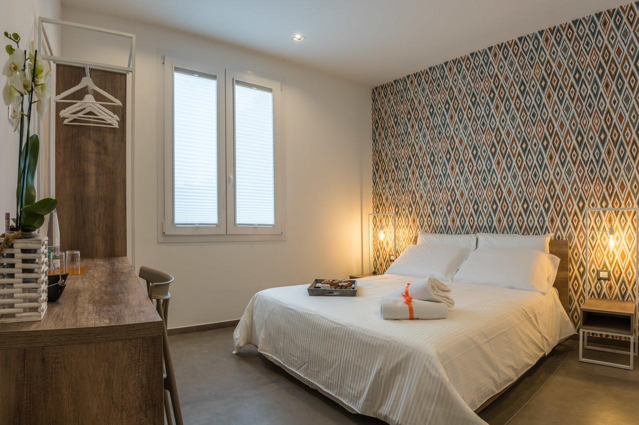 Aurienzia Hotel Ragusa Bagian luar foto