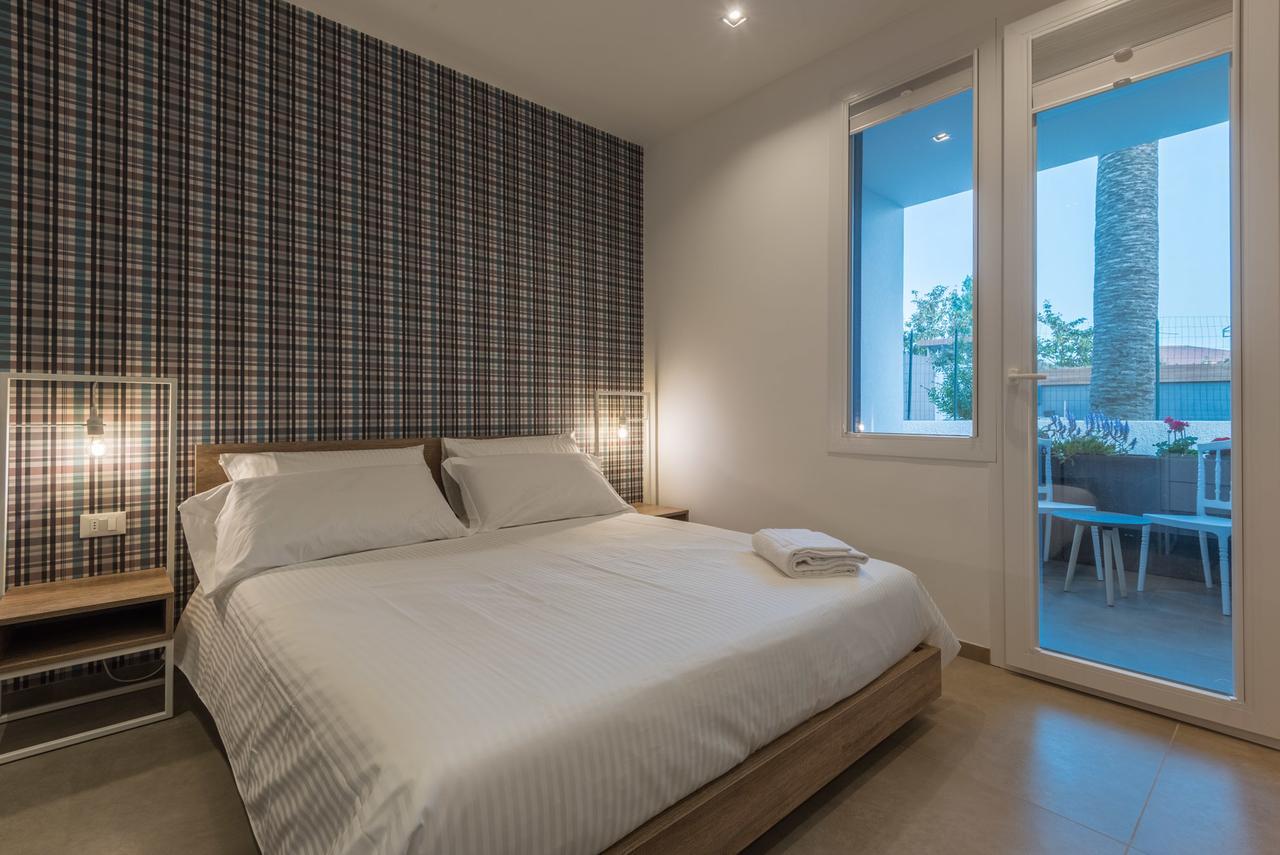 Aurienzia Hotel Ragusa Bagian luar foto