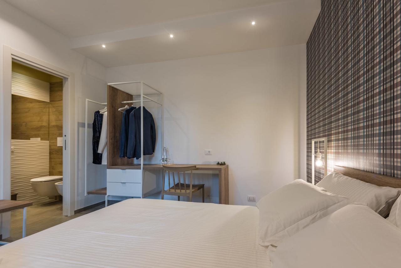 Aurienzia Hotel Ragusa Bagian luar foto