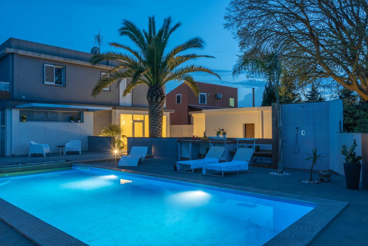 Aurienzia Hotel Ragusa Bagian luar foto