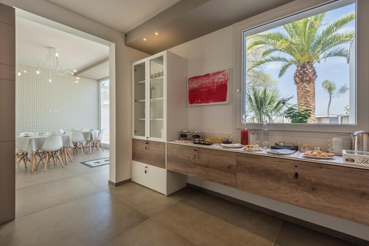 Aurienzia Hotel Ragusa Bagian luar foto